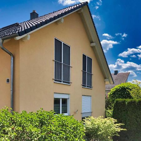 2 Zimmer Apartment, 70 Qm, Max 4 Pers, Private Terasse, 2 Parkplaetze, Internet 250 Mbit Gärtringen Eksteriør billede
