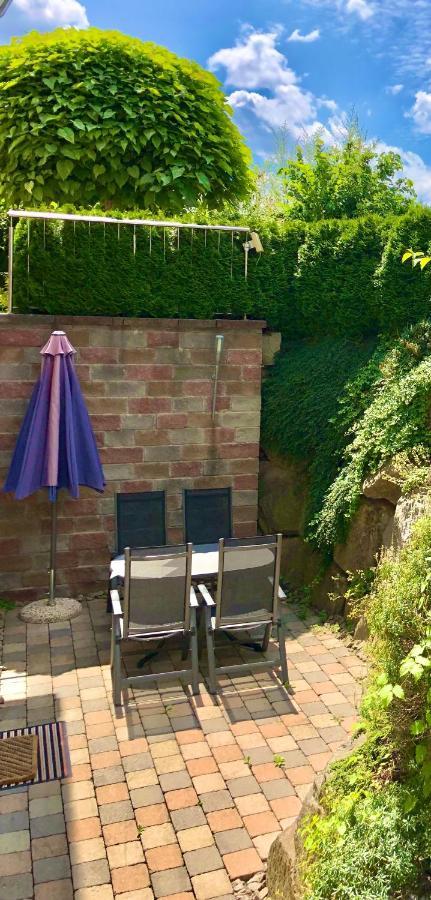 2 Zimmer Apartment, 70 Qm, Max 4 Pers, Private Terasse, 2 Parkplaetze, Internet 250 Mbit Gärtringen Eksteriør billede