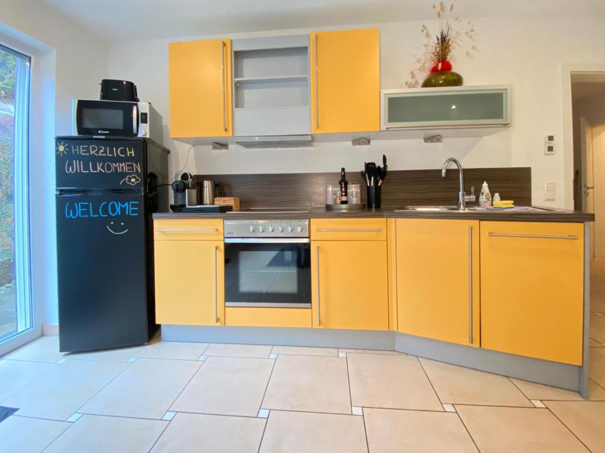 2 Zimmer Apartment, 70 Qm, Max 4 Pers, Private Terasse, 2 Parkplaetze, Internet 250 Mbit Gärtringen Eksteriør billede