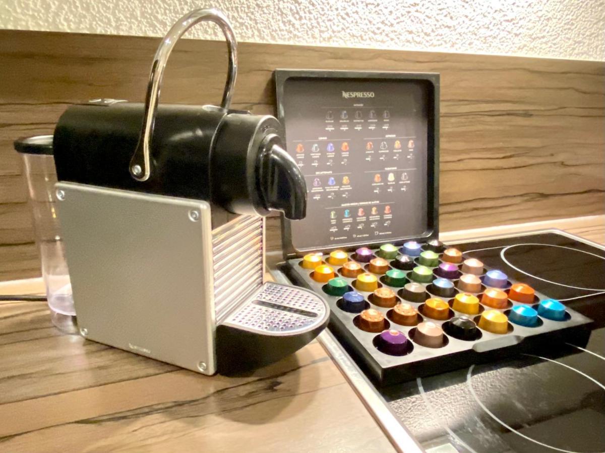 2 Zimmer Apartment, 70 Qm, Max 4 Pers, Private Terasse, 2 Parkplaetze, Internet 250 Mbit Gärtringen Eksteriør billede